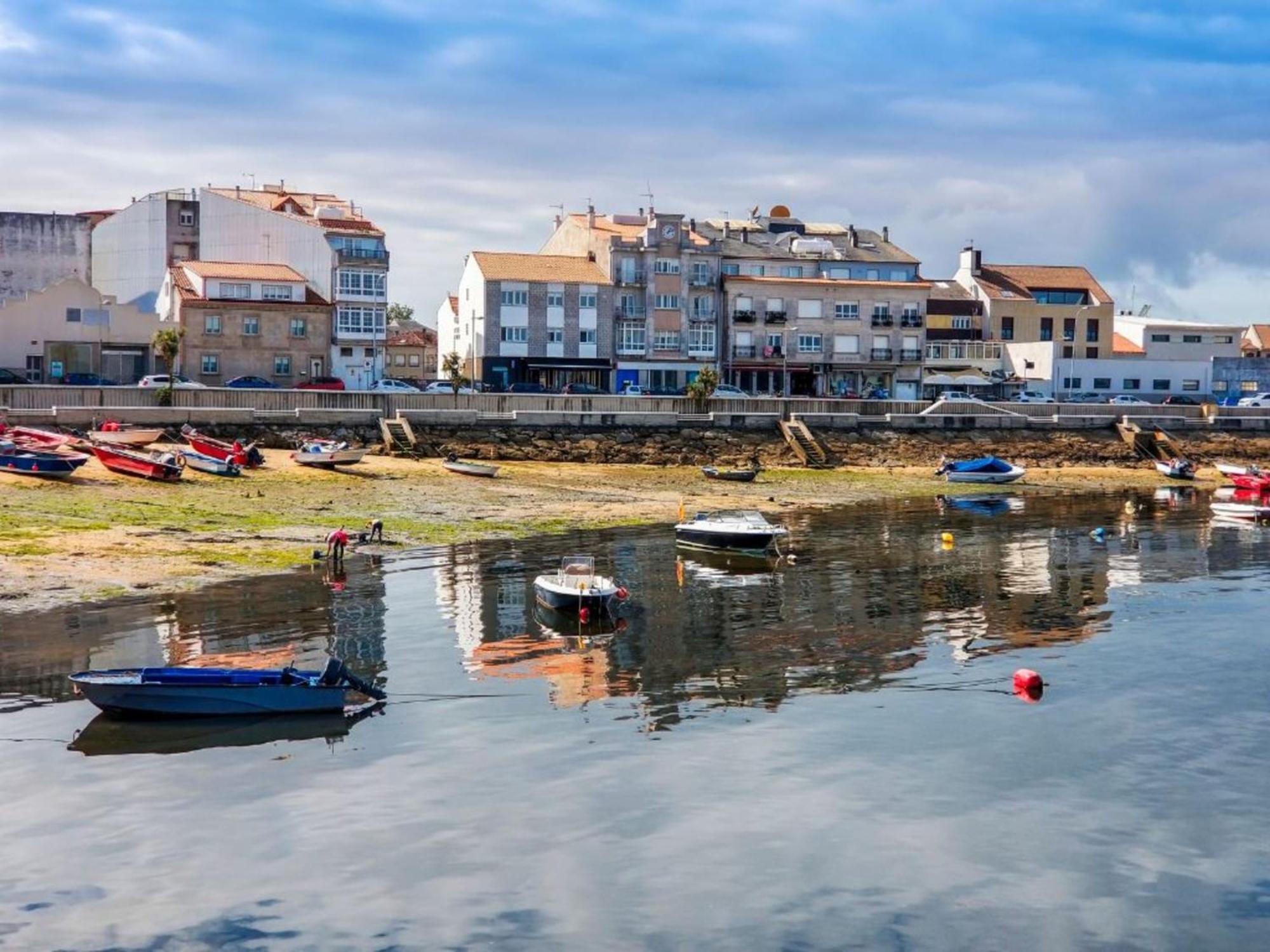 Apartamentos Illa De Arousa Centro 3000 Dış mekan fotoğraf